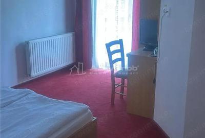 Casă cu 8 camere cu Teren 1000 Mp în Moieciu - 17