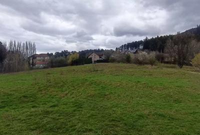 Teren in zona pitoreasca , usor accesibila , cu utilitati si panorama deosebita - 8
