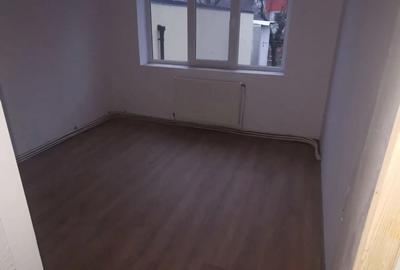 Apartament 3 camere Stadion - 1