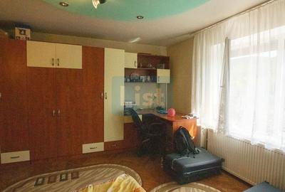 Casă cu 4 camere cu Canalizare în Muncitoresc - 5