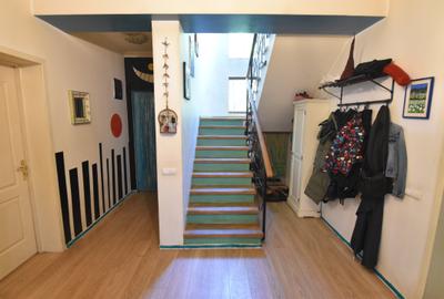 Casa / Vila P+1+M, zona Prelungirea, Ghencea, Maracineni - 7