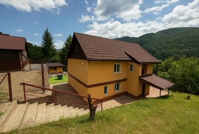 Casă cu 6 camere în Valea - 10