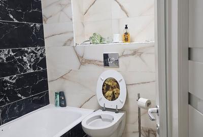 Casă cu 4 camere cu Canalizare în Central - 3