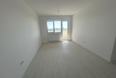 Apartament cu 2 camere decomandat în Apărătorii Patriei