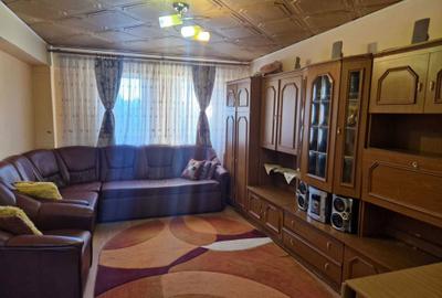 Apartament cu 3 camere decomandat în Central - 2