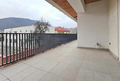 Apartament cu 3 camere decomandat în Brașovul Vechi - 6