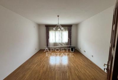 Vila unica, 520 utili, in inima judetului Caras-Severin - 13