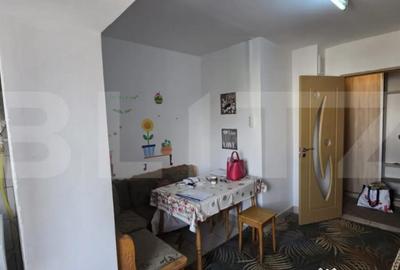 Apartament cu 2 camere decomandat în Micro 17 - 2