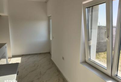 Casă cu 3 camere cu Teren 250 Mp în Remetea Mare - 9
