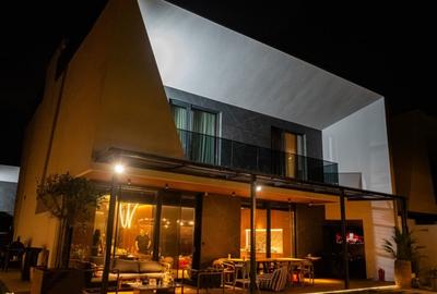 Casă individuală cu 6 camere cu Piscina în Central - 9