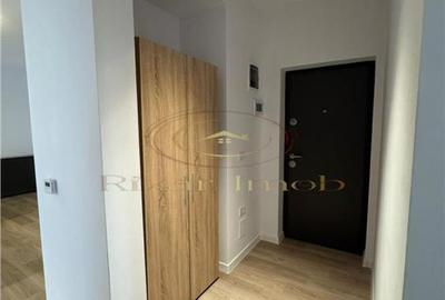 Apartament cu 3 camere decomandat în Soarelui - 6