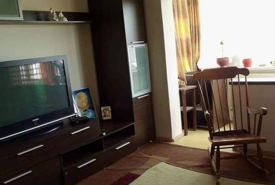 Apartament cu 2 camere   |    Zona Timocului - 7
