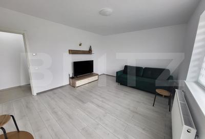 Apartament cu 3 camere decomandat, mobilat în Tractorul - 1