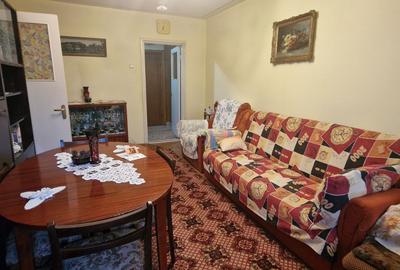 Apartament cu 2 camere circular în City Park Mall