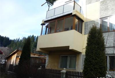 Apartament cu 4 camere decomandat în Central - 4
