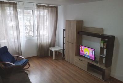 Apartament decomandat în Giurgiului