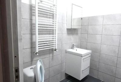 Apartament cu 3 camere decomandat în Central - 2
