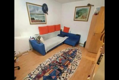 32 mp,In Girocului,1 Km de Spitalul Judetean, Bucatarie Separata, Balcon,Baie Vana,Liber Acum-210 E - 2