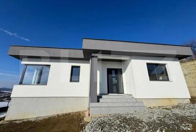 Casă cu 4 camere cu Teren 300 Mp în Central - 16