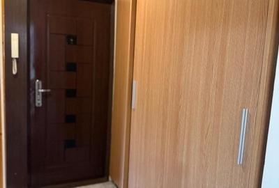 Apartament cu 2 camere decomandat, mobilat în Dacia - 3