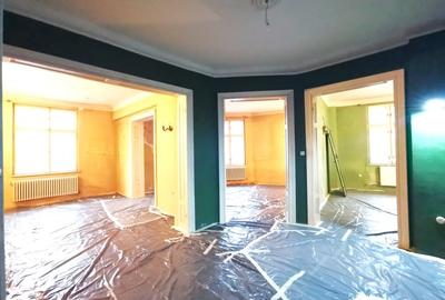 Vila renovata, ideala pentru clinici si birouri premium | Comision 0% - 7