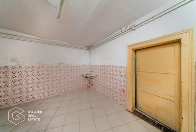 Casa individula cu 5 camere, zona central - 23