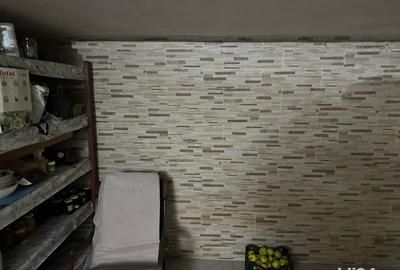 Casă cu 5 camere în Central - 1