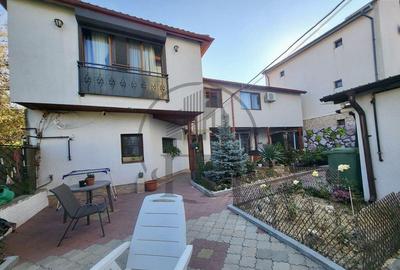 Casă cu 10 camere cu Teren 597 Mp în Central - 16