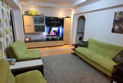 Apartament cu 3 camere decomandat în Brâncoveanu - 9