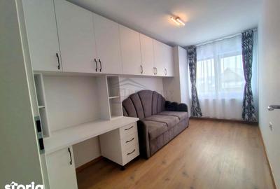 Apartament cu 3 camere, mobilat în Ipotești - 1