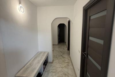 Apartament cu 4 camere decomandat în Central - 16