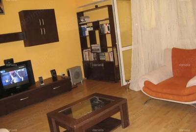 Garsonieră decomandată în Stadion