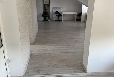 Spațiu comercial, de 100 mp, în Ultracentral - 5