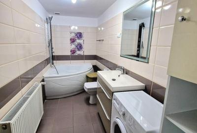 Apartament cu 3 camere decomandat în Central - 2