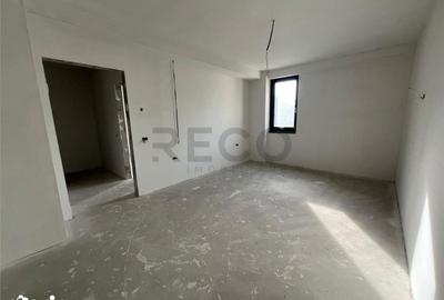 Apartament cu 3 camere decomandat în Orașul Nou