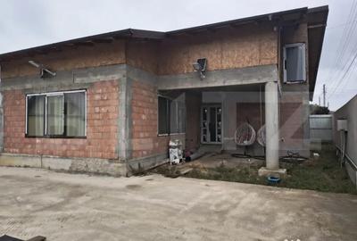 Casă cu 7 camere cu Teren 1600 Mp în Bâra - 15