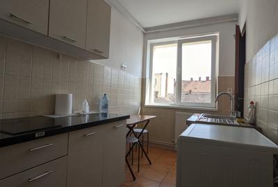 Apartament fain cu 2 camere situat in CENTRU, zona P-ta M. Viteazu - 7