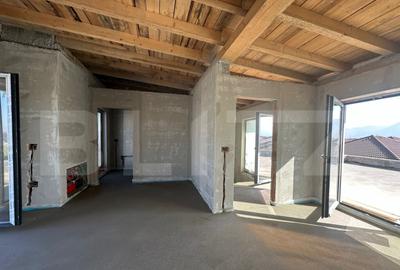 Casă cu 7 camere cu Canalizare în Central - 5