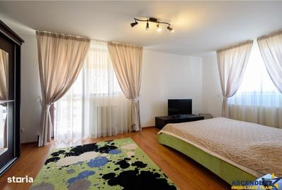 Casă cu 7 camere cu Canalizare în Tractorul - 2