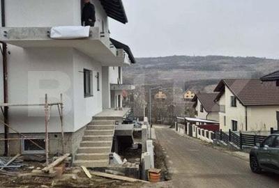 Casă cu 4 camere cu Teren 325 Mp în Sâncraiu de Mureș - 1