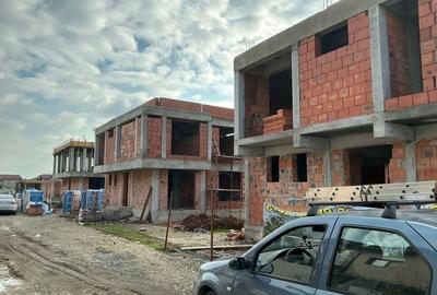 Casă cu 4 camere în Central - 8