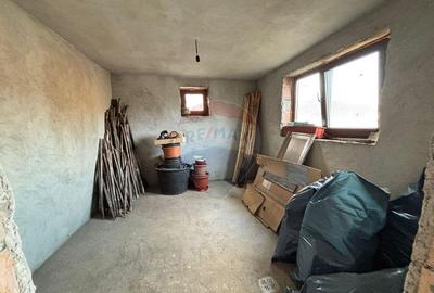 Casa Noua pe 3 niveluri in Media? zona Baznei - prive... - 10