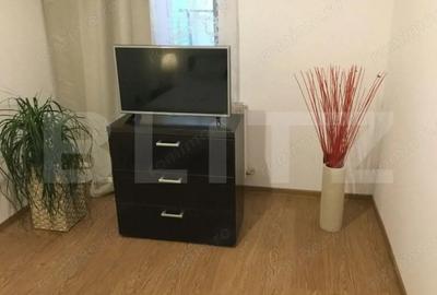 Apartament cu 3 camere decomandat în Centrul Istoric - 3