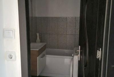 Apartament cu 2 camere semidecomandat în Traian - 6