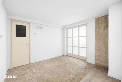 Spațiu comercial, de 160 mp, în Central - 6