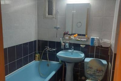 Apartament cu 3 camere decomandat în Păcurari - 4