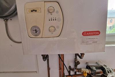 Spațiu comercial, de 300 mp, în Ultracentral - 13