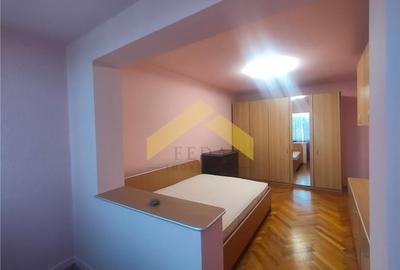 Apartament 3 camere de inchiriat Boul Rosu - 8