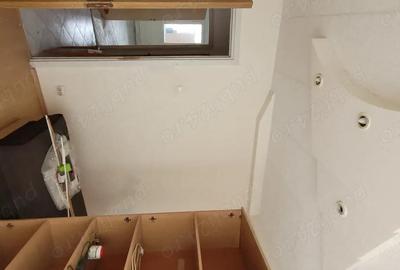 Apartament cu 3 camere semidecomandat în Giurgiului - 1