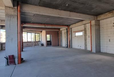Spațiu Versatil 555 mp – Clinici, Birouri, Fitness - 9